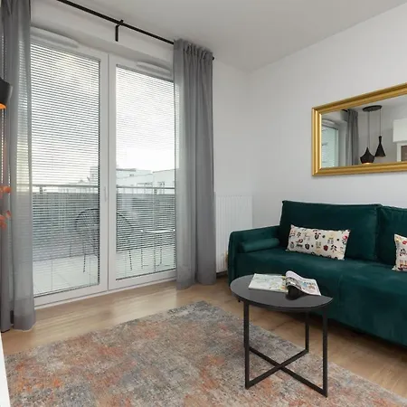 Trendy Warsaw Apartment With 2 Bedrooms, Balcony & Parking By Noclegi Renters Exterior photo